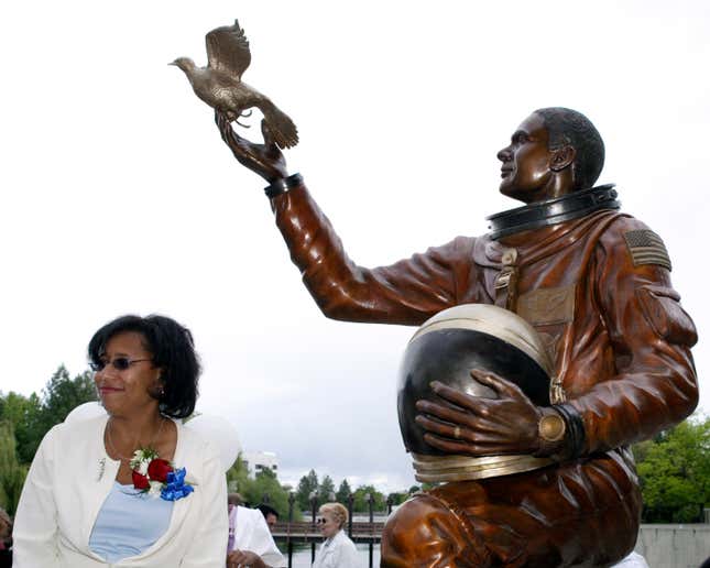 SPOKANE, WA - JUNE 12: Sandra Anderson, wife of astronaut Michael P. Anderson, poses for a photo as a bronze statue to honor her husband was unveiled during a dedication ceremony June 12, 2005 in Spokane, Washington. Lt. Col. Anderson, a Spokane native, along with six other astronauts died in the Space Shuttle Columbia tragedy on February 1, 2003. The memorial is part of a $125,000 community wide fund-raising effort to place the statue in Spokane, which was created by local artist Dorothy Fowler. 