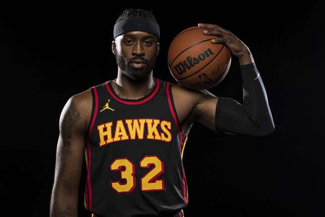 Oct 2, 2023; Atlanta, GA, USA; Atlanta Hawks guard Wesley Matthews (32) photographed during Hawks Media Day.