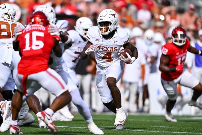 Cj Baxter's Td Run Lifts No. 8 Texas Past Houston