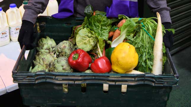 CSA produce box