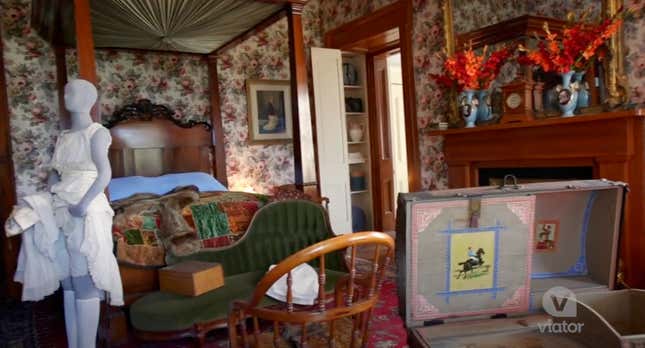 Image for article titled Take a Peek Inside America&#39;s Most Notorious Southern Plantation Mansions