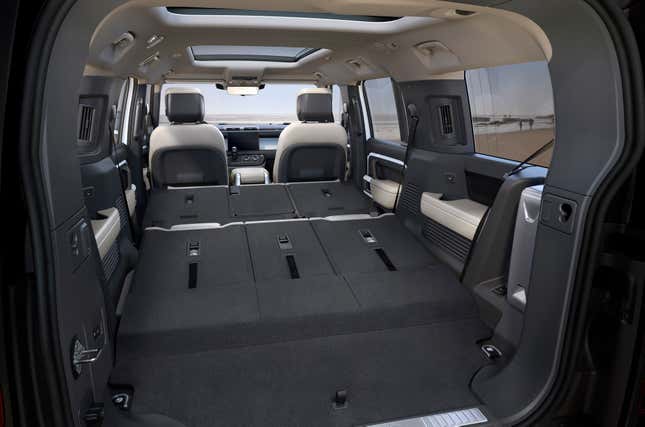Image for article titled The All-New 2023 Land Rover Defender 130 Will Start At Under $70,000