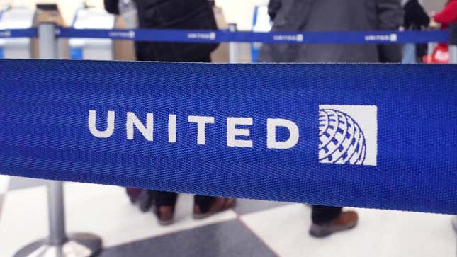 A United Airlines check-in line barrier