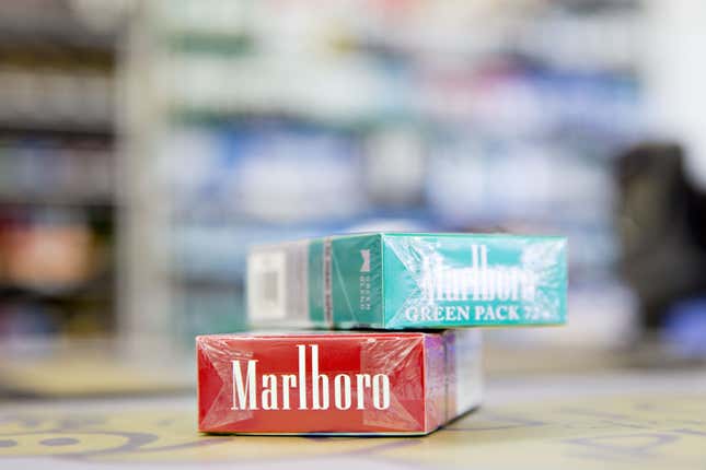 Philip Morris Marlboro brand cigarettes are arranged for a photograph at a gas station in Tiskilwa, Illinois, U.S., on Wednesday, July 12, 2017. 
