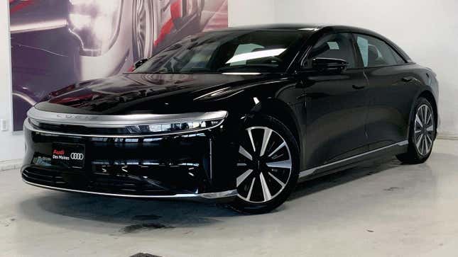 Image de l'article intitulé Une Lucid Air d’occasion est une sacrée voiture pour moins de 50&amp;#xa0;000&amp;#xa0;$