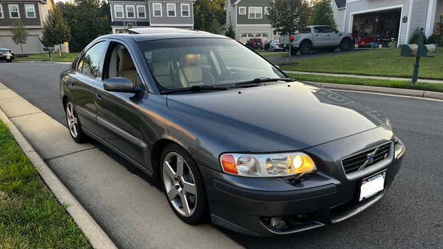 Nice Price or No Dice 2004 Volvo S60R