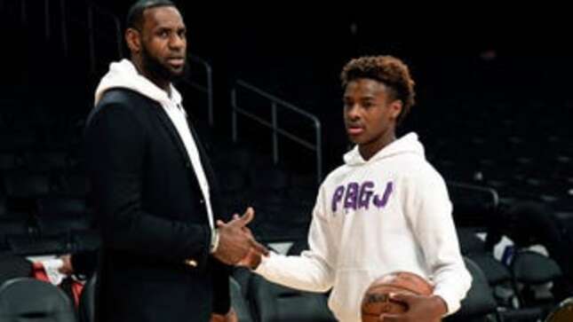 Anti-Vax Conspiracy Theorists Harass LeBron James’ Family Over Bronny’s Hospitalization