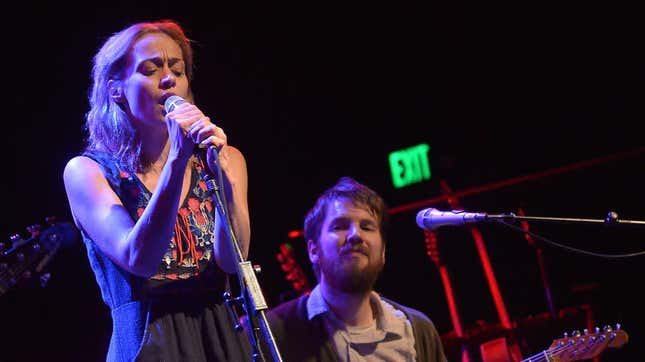 Image for article titled Fiona Apple Is Releasing Her Album This Month, Against Her Label&#39;s Wishes