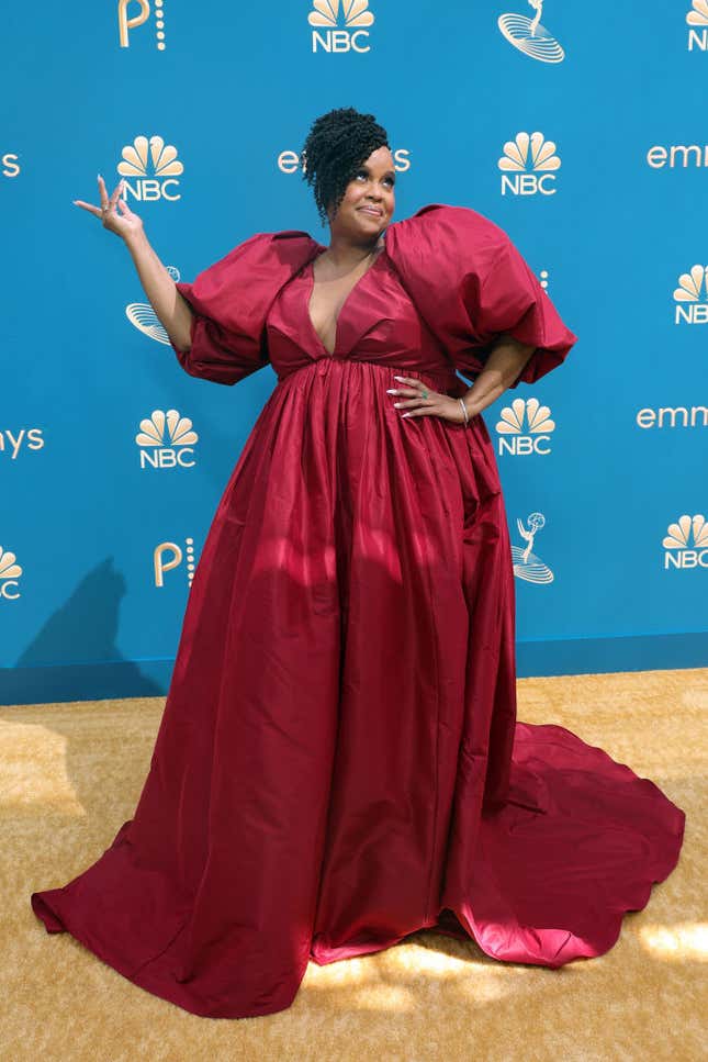 Image for article titled 2022 Emmys Red Carpet Looks