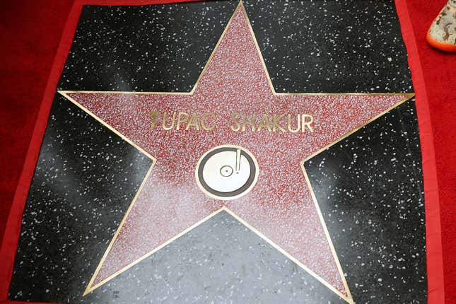 Bild für Artikel mit dem Titel Schwarze Promis, die endlich ihre Sterne auf dem Hollywood Walk of Fame erhalten haben