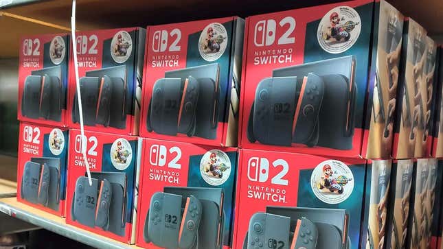 Imagen para el artículo titulado Target deja decenas de consolas Switch 2 encerradas en una jaula en el almacén