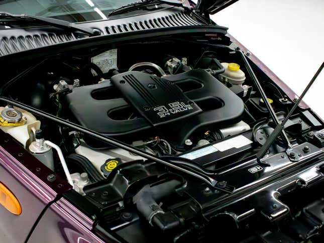 a photo of the prowler's 3.5l V6 under the hood