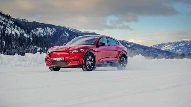 Image for article titled Getting Stuck In A Snow Storm In An Electric Car Isn&#39;t The Catastrophe It Has Been Made Out To Be: Report