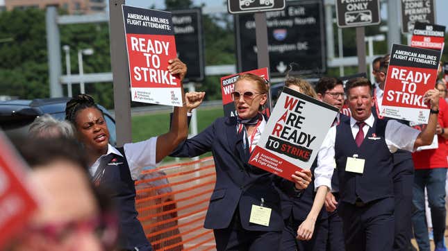 American Airlines flight attendants at a May 2024 picket