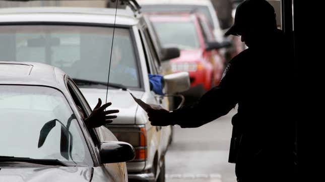 Image for article titled What It&#39;s Like To Cross The US-Canadian Border During A Global Pandemic