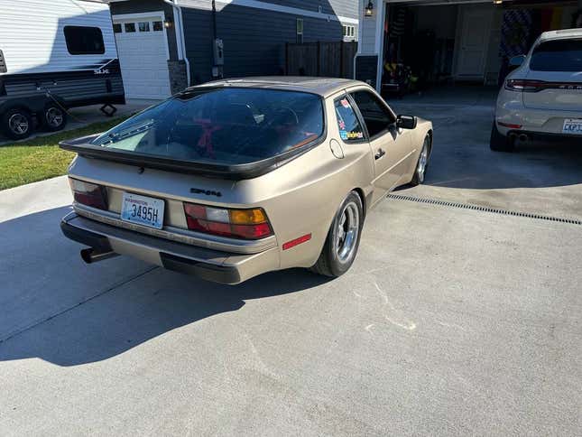 Image for article titled At $12,500, Does This 1985 Porsche 944 Track?