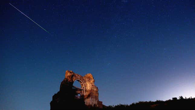 Image for article titled Quartzy: the dawn patrol edition