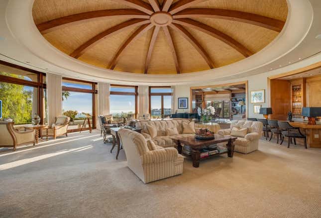 Image for article titled A Look at Quincy Jones&#39; Ultra-Lavish, $60 Million Megamansion in Bel-Air