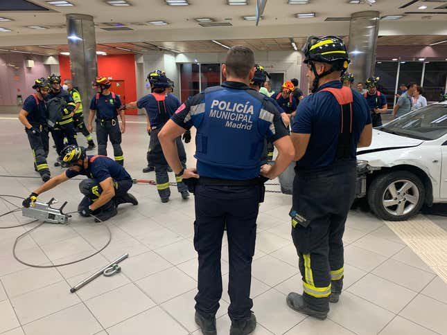 Image for article titled Car Thief Drives Mazda6 Down Bus Station Staircase in Madrid