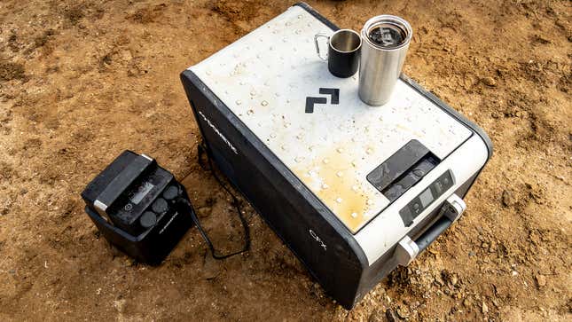 Image for article titled This Off-Road Fridge And Battery Make Your SUV A Home