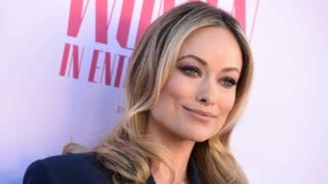 The Only Person Who Still Loves Low-Rise Jeans Is Olivia Wilde