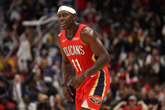 Image for article titled Jrue Holiday Will Donate His NBA Salary This Season to Black-Owned Businesses, Nonprofits and Initiatives