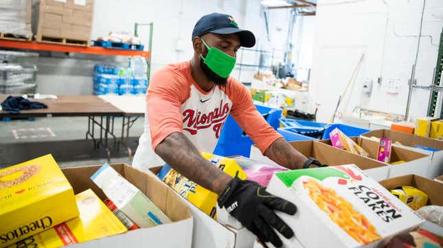A free grocery distribution center near Washington, DC