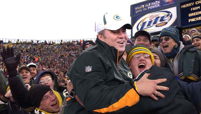 Image for article titled Mike McCarthy Attempts Lambeau Leap After Successfully Challenging Call