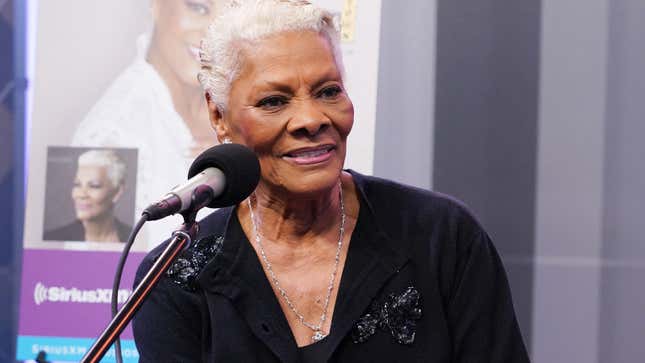 Image for article titled Dionne Warwick Doubts Beyoncé's 'Icon' Status