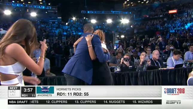 Mikal Bridges Was The Sixers' Nice Hometown Story For About An Hour<em></em><em></em>