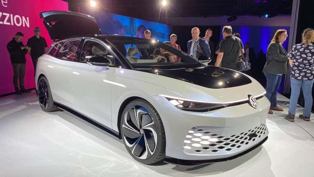 Image for article titled The Volkswagen ID. Space Vizzion Concept Has A 275-HP, Rear-Mounted Motor