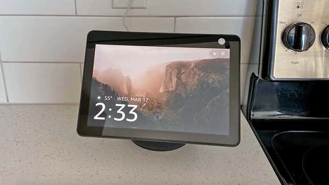 Image for article titled Amazon Fixed the Echo Show 10&#39;s Biggest Feature Failure