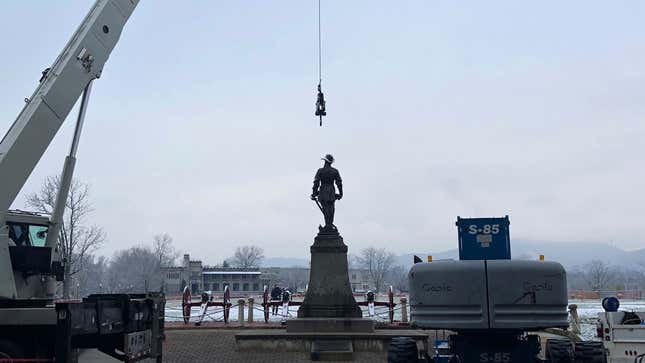 Image for article titled Virginia Military Institute Removes Monument to White Supremacy