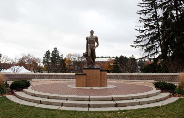 Image for article titled Michigan State University Displays Dolls of Historical Black Figures Hanging From a Tree. Happy Black History Month?