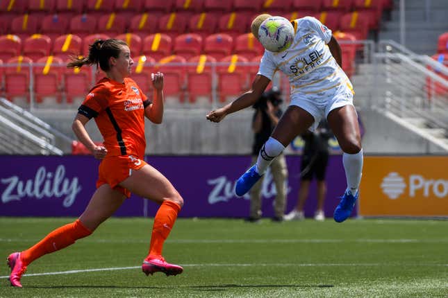 Tziarra King scores her first professional goal with the Utah Royals