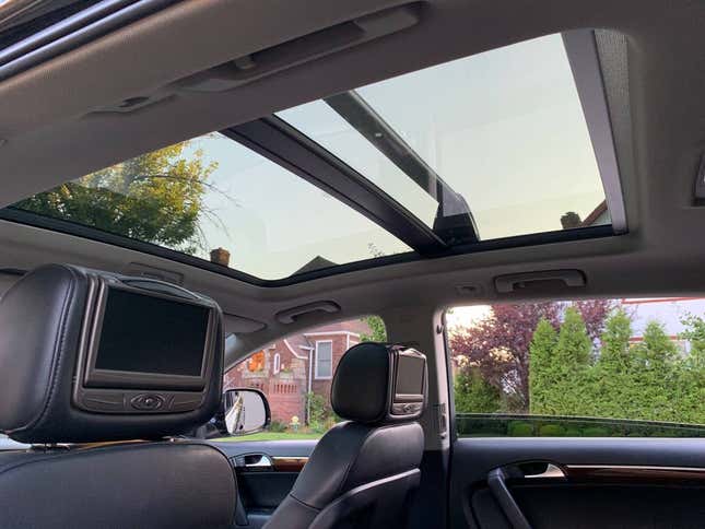 Image for article titled At $8,750, Is This 2009 Audi Q7 TDI S-Line A Bargain Hauler?