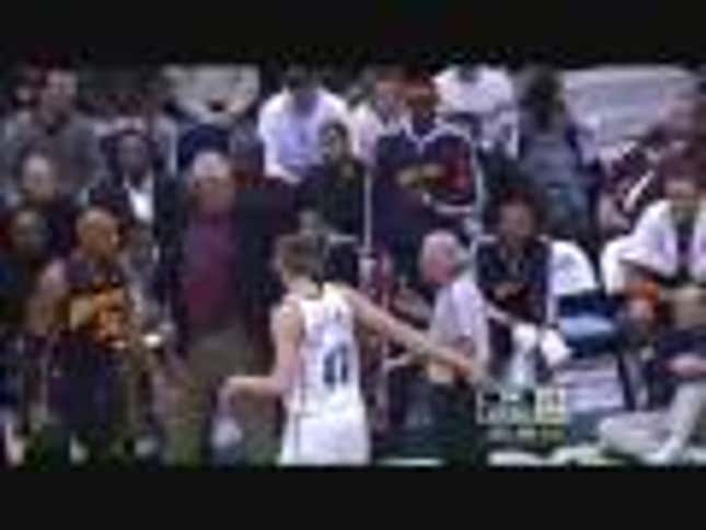 Golden State Warriors Fall For The Old Phantom Whistle Trick