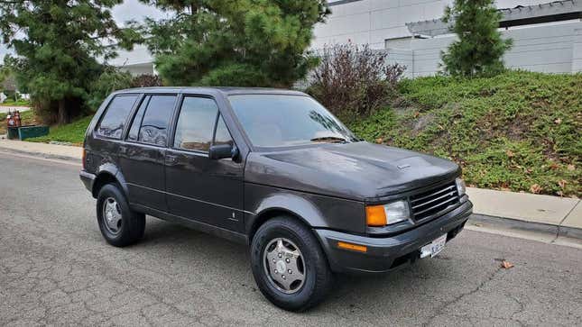 Image for article titled At $2,700, Could This 1995 Laforza Be &quot;La Fabulous Deal?&quot;