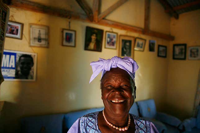 Image for article titled Sarah Obama, Paternal Step-Grandmother of Former President Barack Obama, Has Died at 99