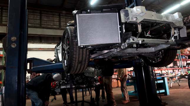 Image for article titled I Helped Reassemble A Stripped-Down 2020 Chevy Corvette C8. What I Saw Was Beautiful