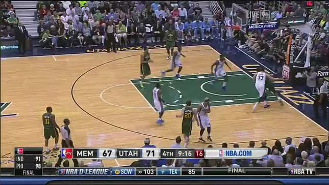 Marc Gasol Loses Shoe, Is Reunited With Shoe, Commits Foul With Shoe