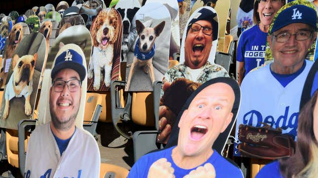 Image for article titled MLB Teams Reportedly Want to Use Camera Tech to Detect Maskless Fans in the Stands