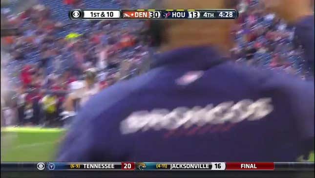 Peyton Manning Breaks Record For Most TD Passes In One Season