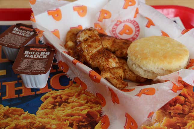 Image for article titled Popeyes Signature Sauces, Ranked