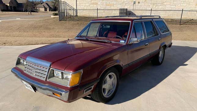 Image for article titled At $4,500, Could This 1986 Ford LTD Wagon Have Unlimited Appeal?