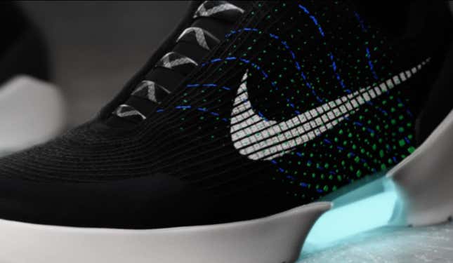 Nike venderá zapatillas con cordones que se atan por sí solos como los de <i>Back to the Future</i>