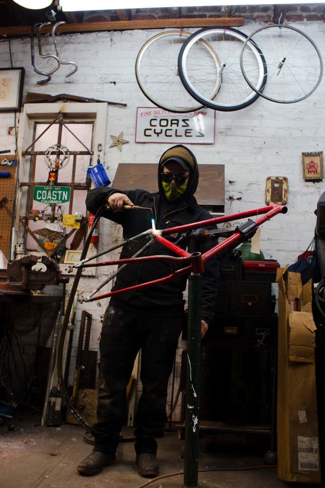 Image for article titled How To Braze A Broken Old Schwinn Mountain Bike's $150 Frame Back Together