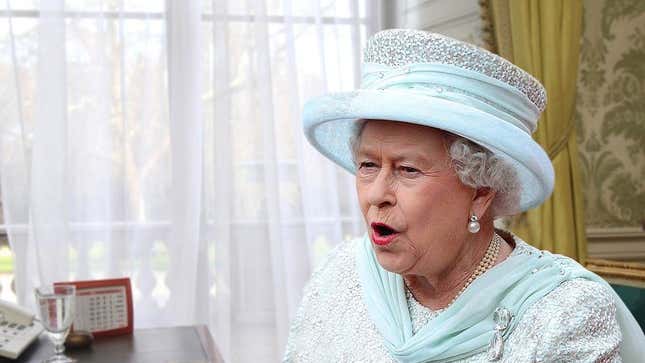 Image for article titled Queen Elizabeth Screaming At Stockbroker To Dump Everything