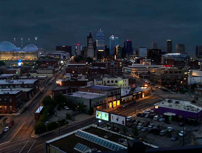 Image for article titled Empty Streets In Kansas City Not Necessarily Indicative Of Royals World Series Game Being On