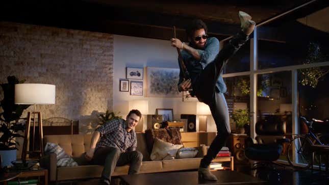 Lenny Kravitz' Pants Remain Intact Through An Entire <i>Guitar Hero Live</i> Spot